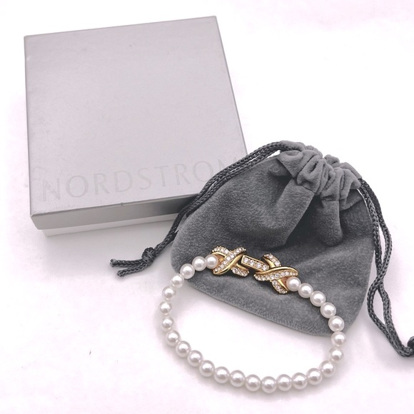 NWOT Nordstrom Pearl Bracelet with Gold Vermeil and Crystal X Closure - Picture 7 of 9